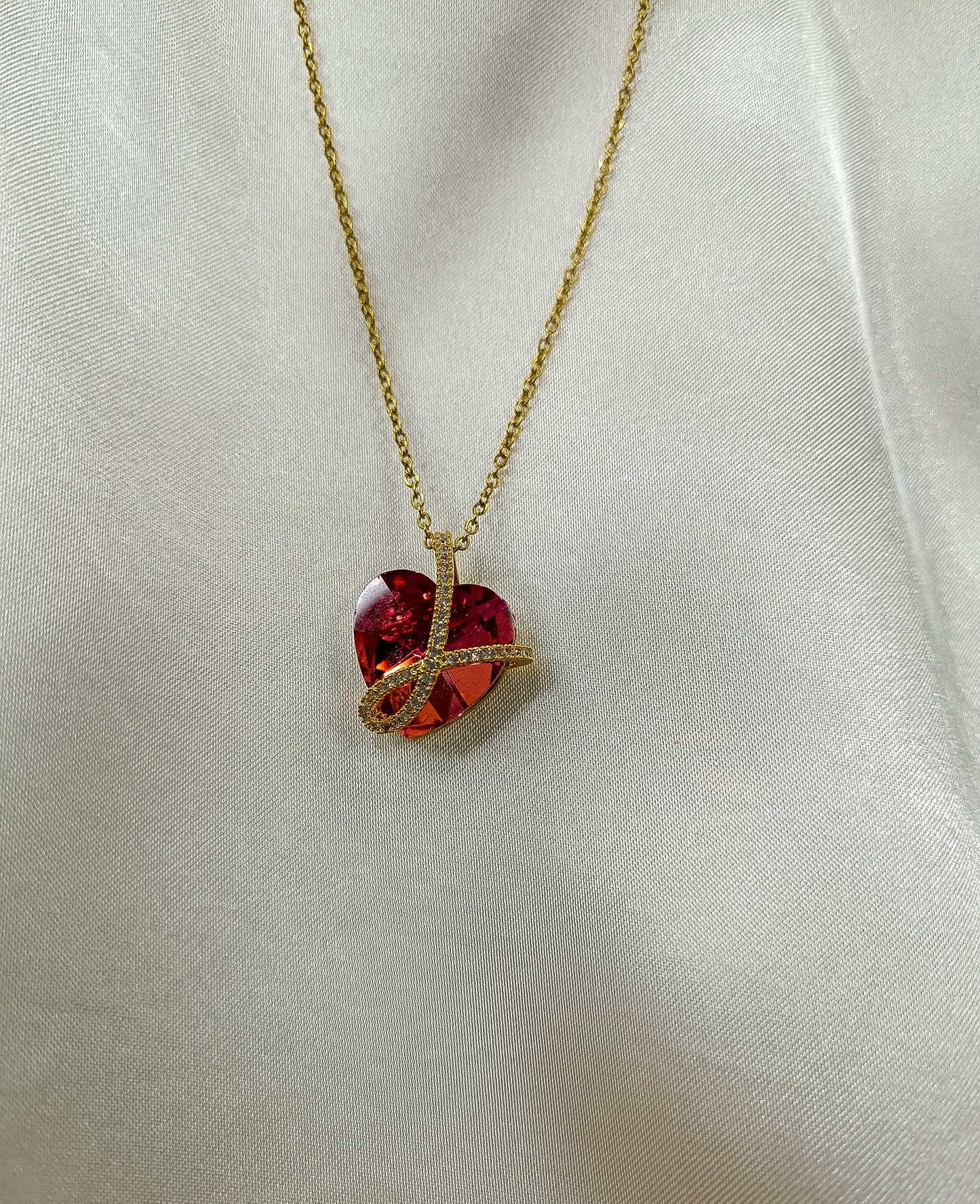 Renkli Bright Heart Taşlı Gold Zincir Kolye