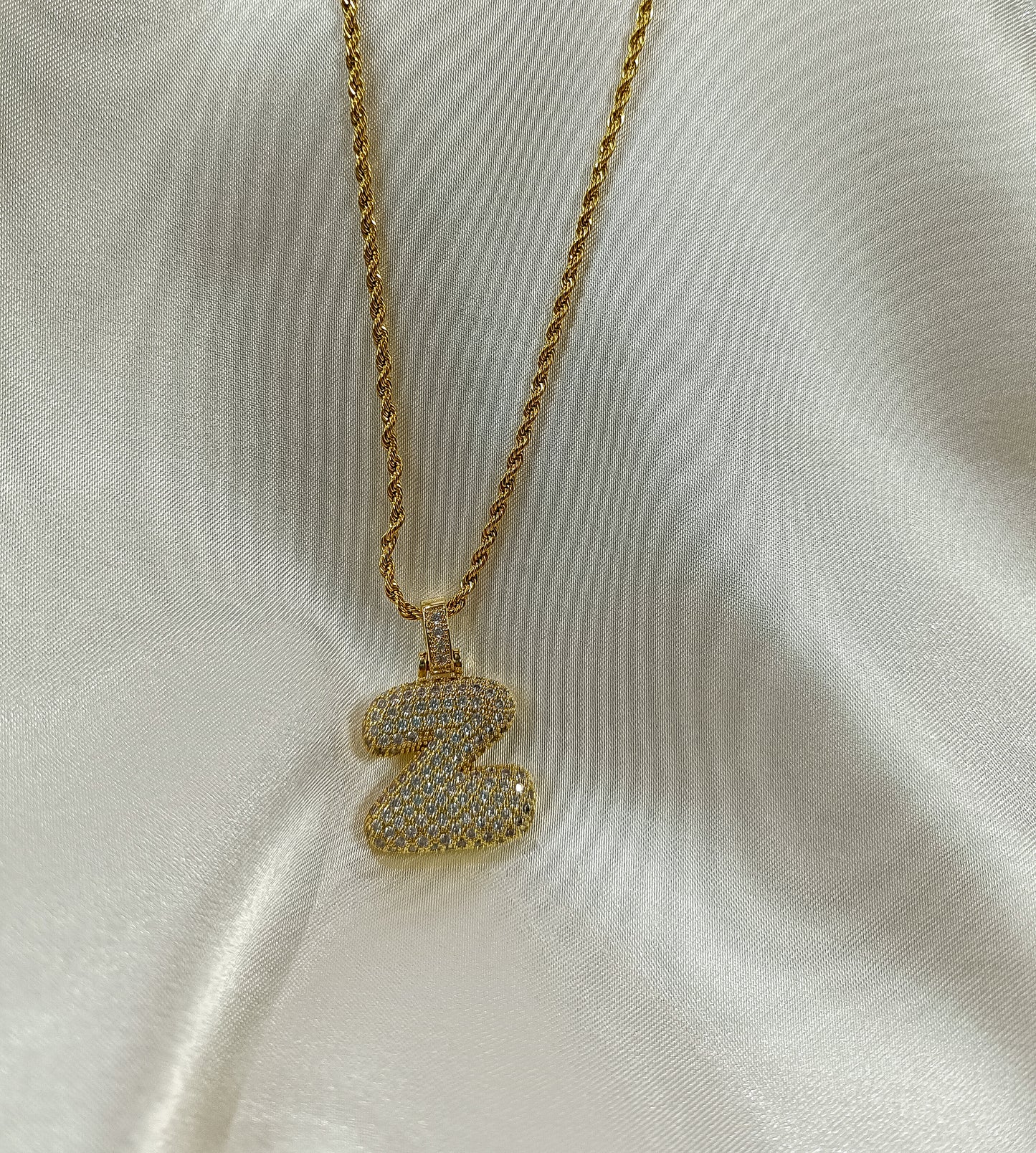 Halat Zincir Taşlı Duble Z Harfi Kolye