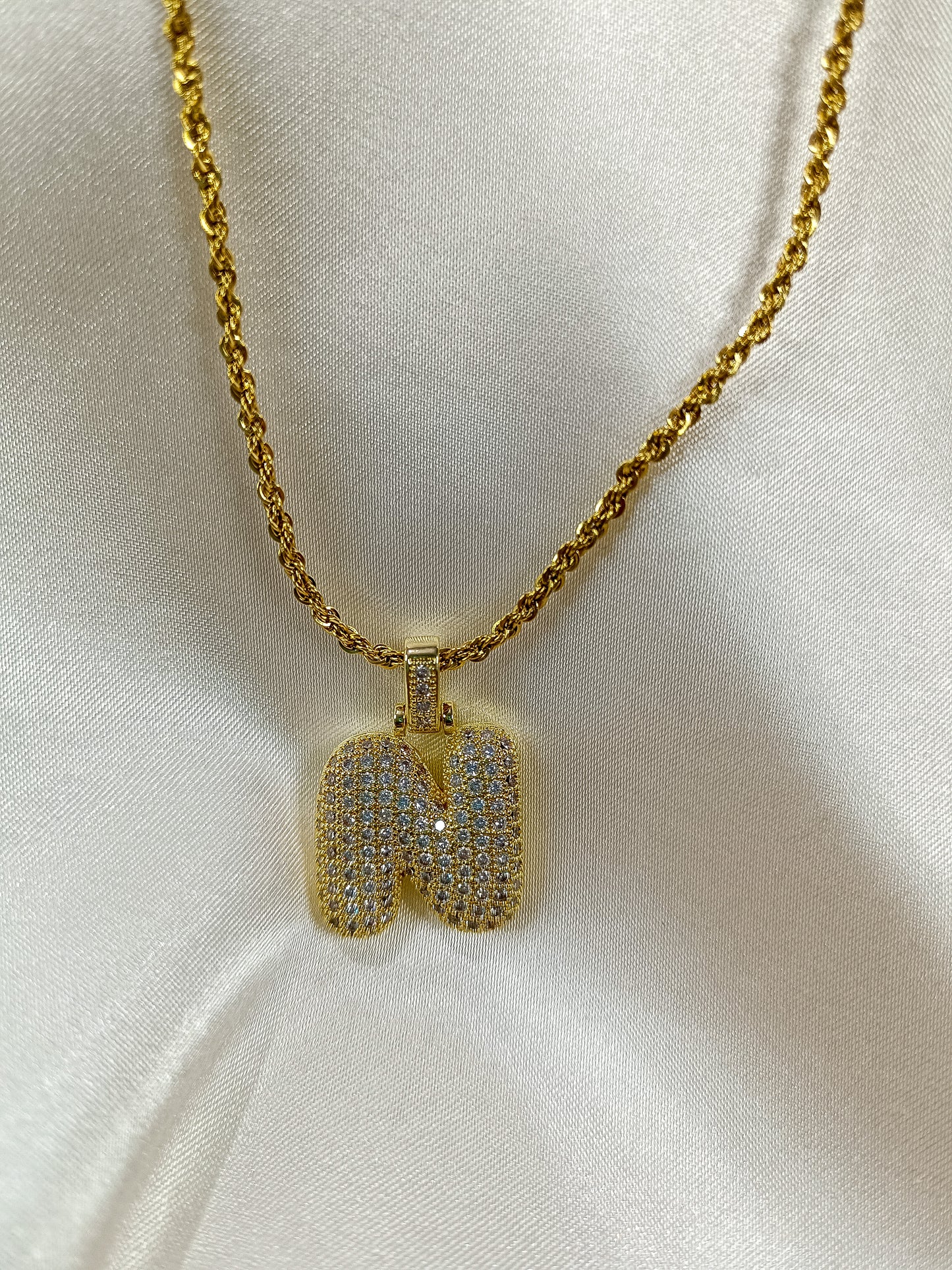 Halat Zincir Taşlı Duble N Harfi Kolye