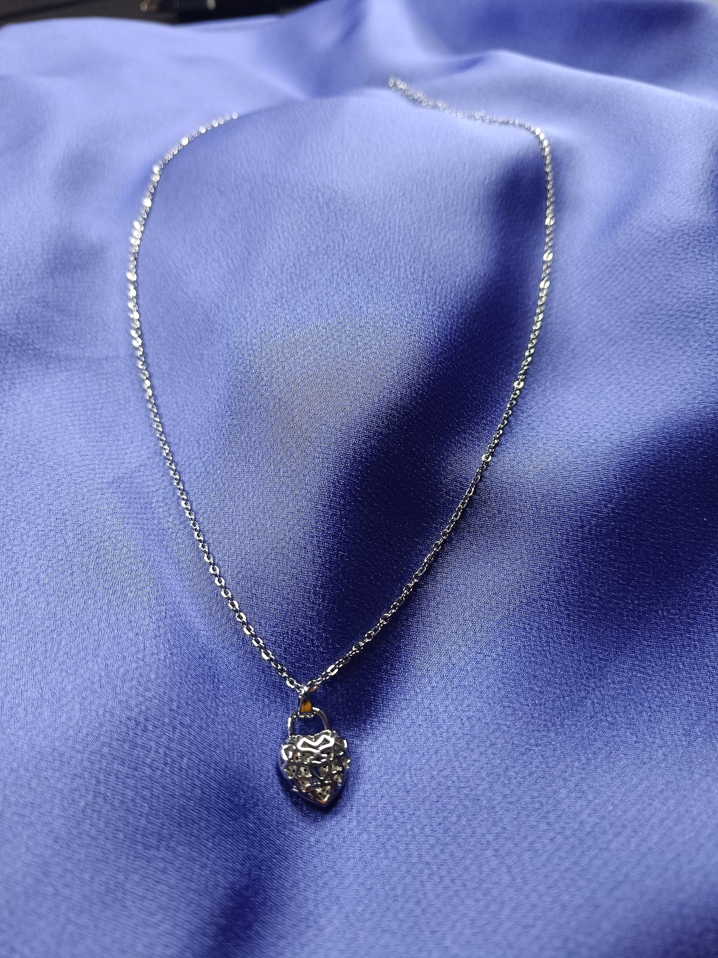 Stone Heart Çelik Kolye