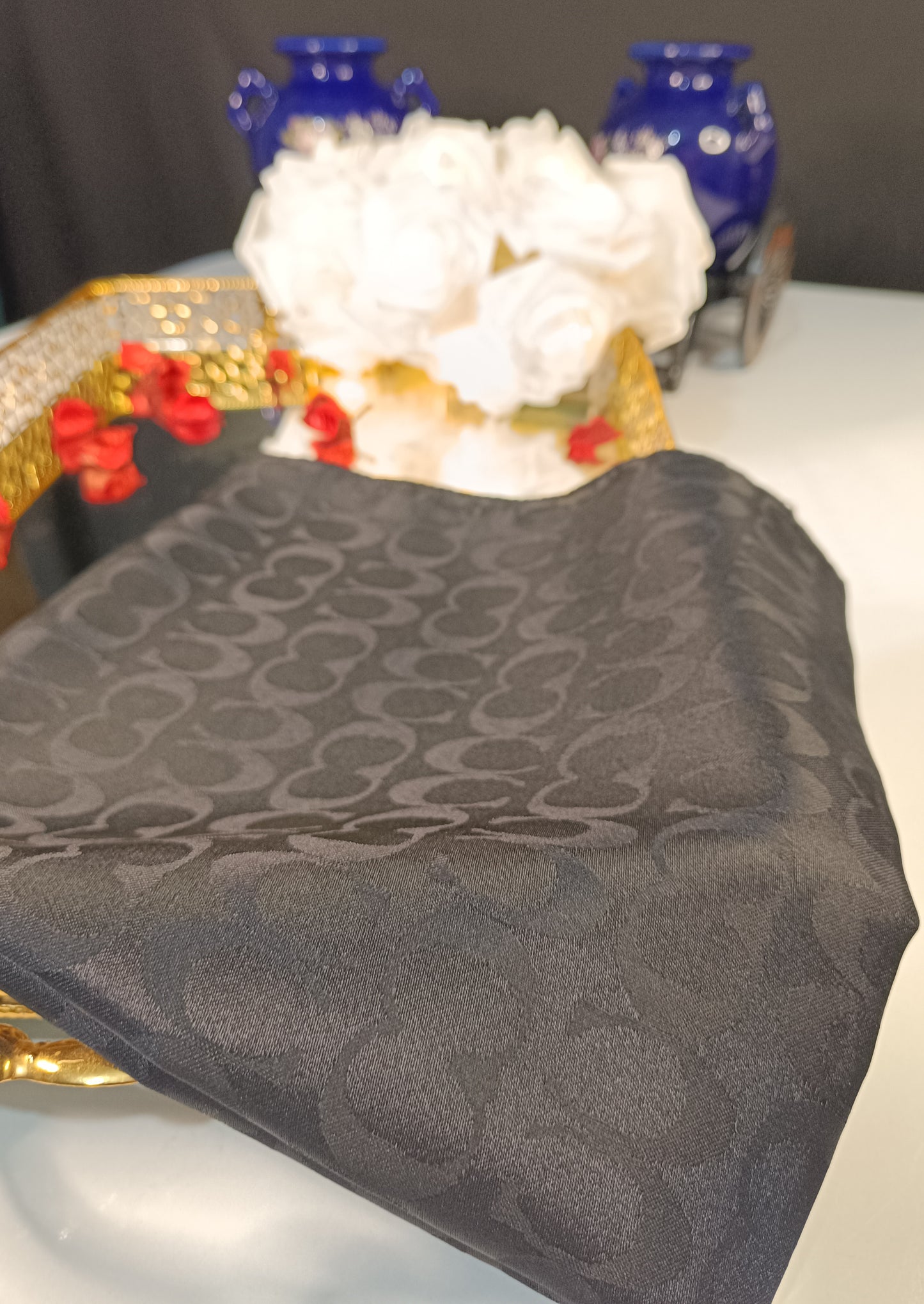 Siyah Renk Marka Desen Jakar Eşarp