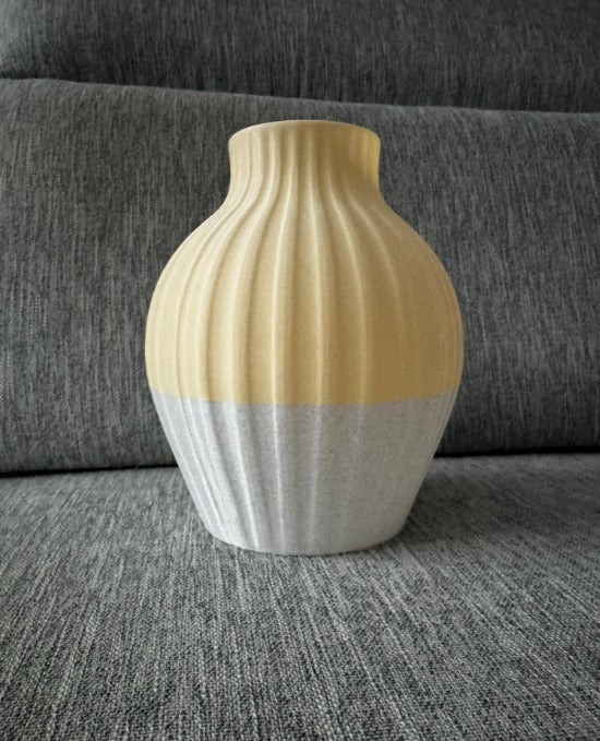 İskandinav Tarzı Çift Renkli Dekoratif Modern Vazo (20 cm)