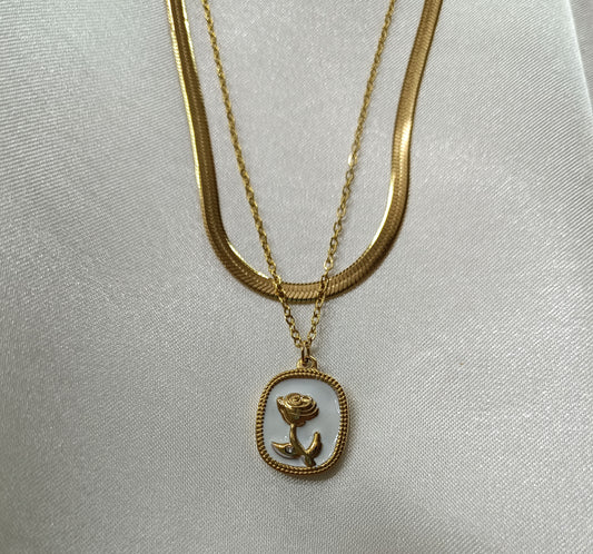 Mermer Külçe Model Çift Kat İtalyan Zincir Gül Detaylı Gold Kolye