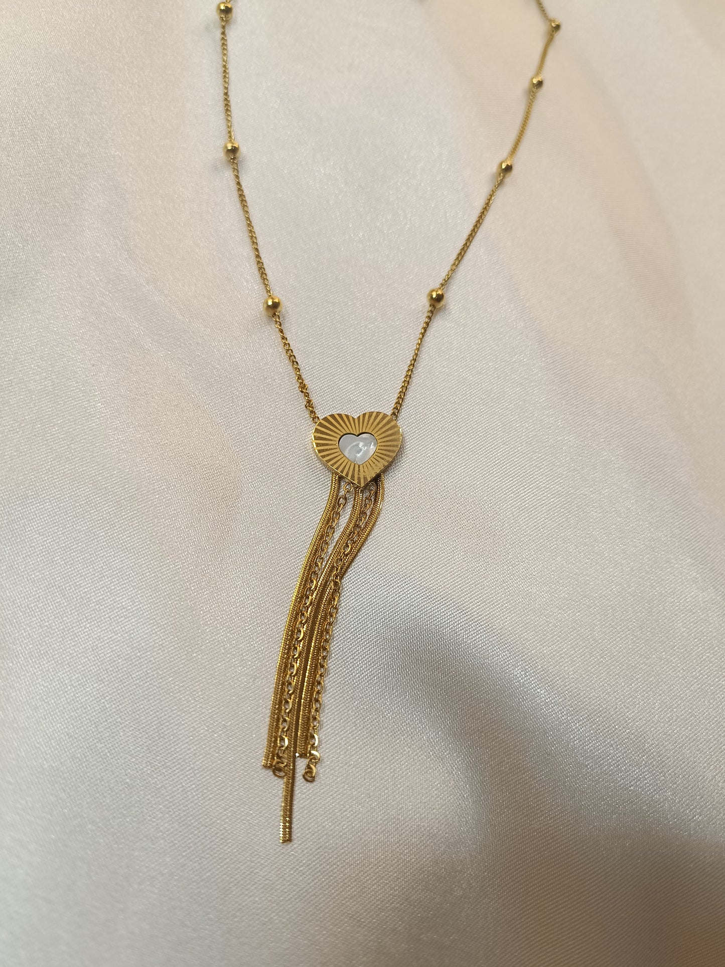 Kalp Işıltısı Gold Renk Kolye